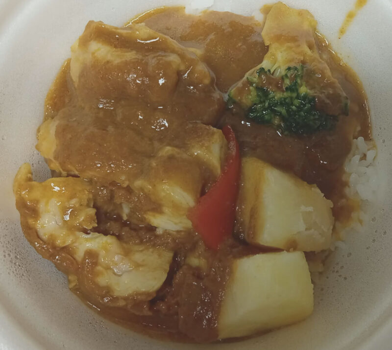 温めた後のバターチキンカレー